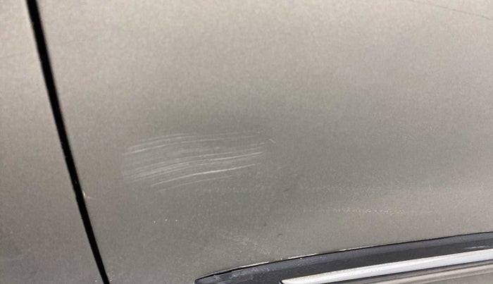 2020 Maruti Swift VXI, Petrol, Manual, 43,464 km, Front passenger door - Minor scratches