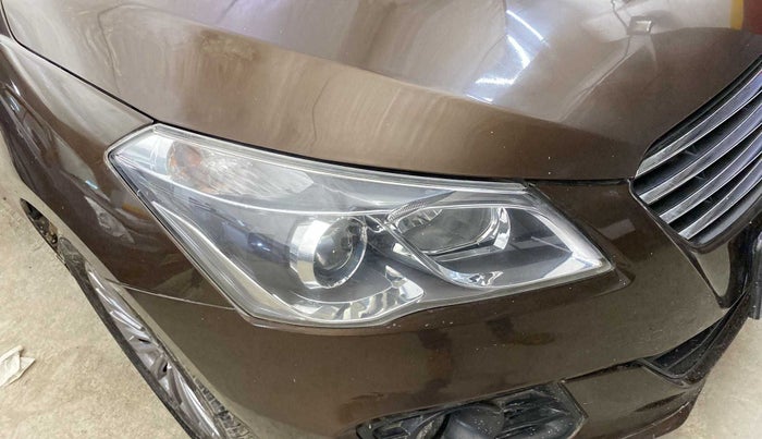 2017 Maruti Ciaz ALPHA  AT 1.4  PETROL, CNG, Automatic, 90,475 km, Right headlight - Minor scratches