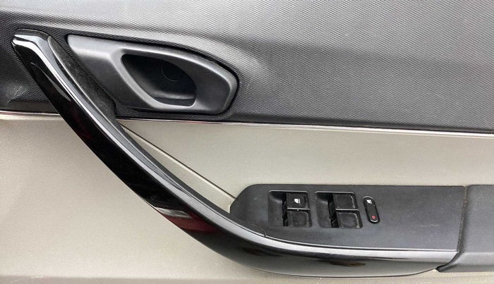 2019 Tata Tiago XT PETROL, Petrol, Manual, 95,660 km, Driver Side Door Panels Control