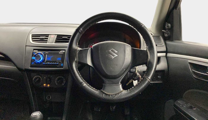 2017 Maruti Swift LXI (O), CNG, Manual, 88,225 km, Steering Wheel Close Up