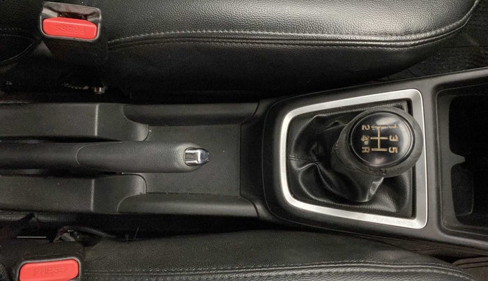 2018 Maruti Swift VXI, Petrol, Manual, 81,095 km, Gear Lever