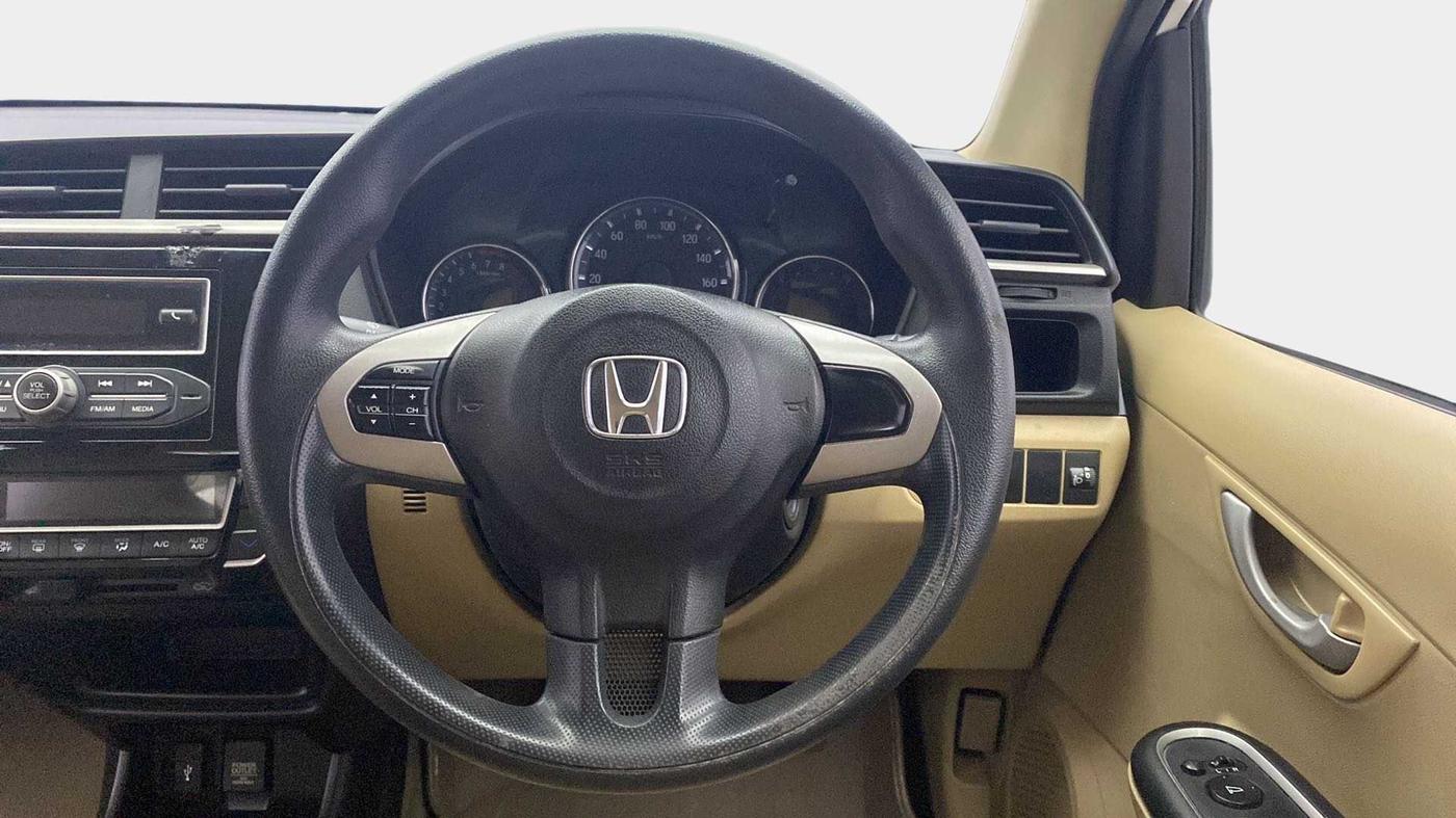 2017 Honda Amaze 1.2L I-VTEC VX, Petrol, Manual, 33,245 km, Steering Wheel Close Up