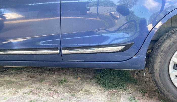 2022 Maruti Dzire VXI AMT, Petrol, Automatic, 24,512 km, Left running board - Slightly dented