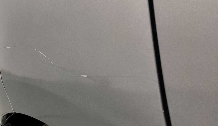 2016 Maruti Celerio VXI, Petrol, Manual, 80,189 km, Right quarter panel - Minor scratches
