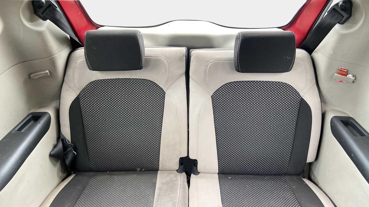 2019 Renault TRIBER RXZ, Petrol, Manual, 32,160 km, Third Seat Row ( optional )