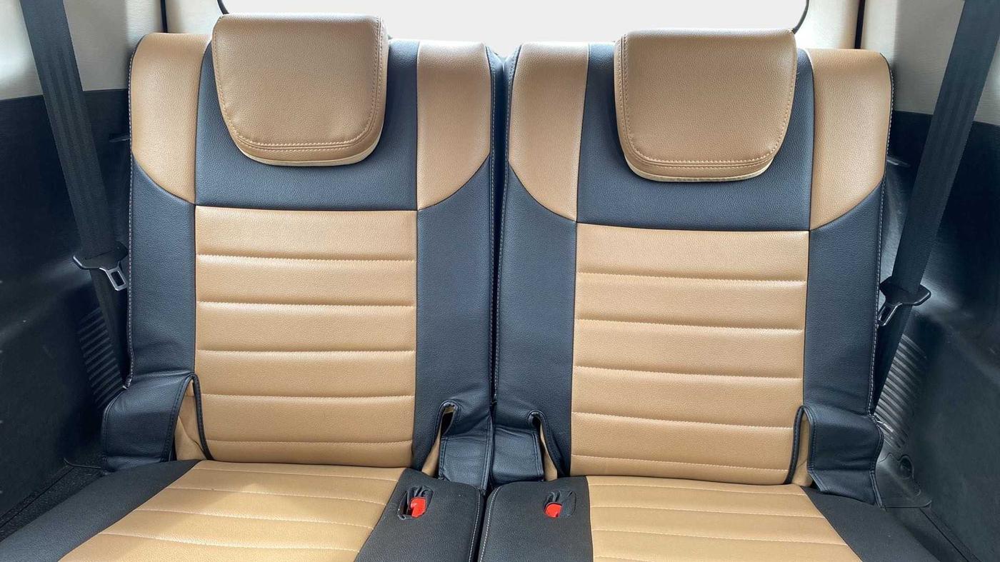 2019 Mahindra XUV500 W7 AT, Diesel, Automatic, 39,448 km, Third Seat Row ( optional )