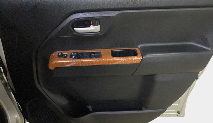 2021 Maruti New Wagon-R ZXI 1.2 AMT, Petrol, Automatic, 34,224 km, Driver Side Door Panels Control