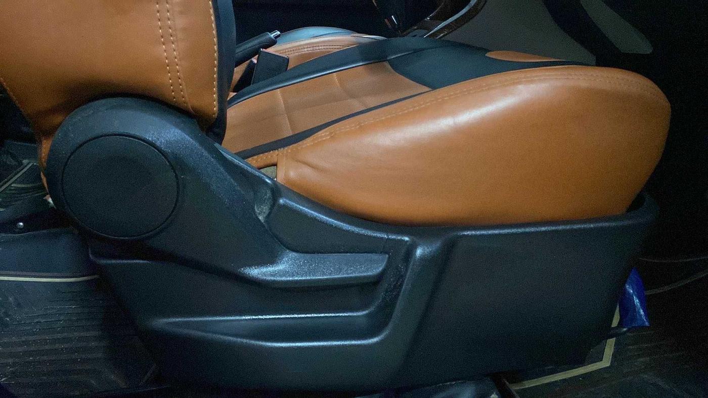 2021 Maruti New Wagon-R ZXI 1.2 AMT, Petrol, Automatic, 34,224 km, Driver Side Adjustment Panel