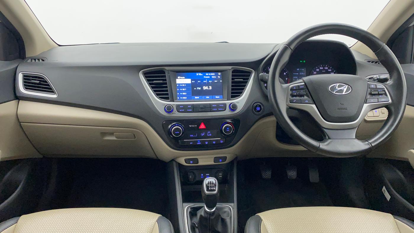 2018 Hyundai Verna 1.6 VTVT SX O, Petrol, Manual, 26,522 km, Dashboard