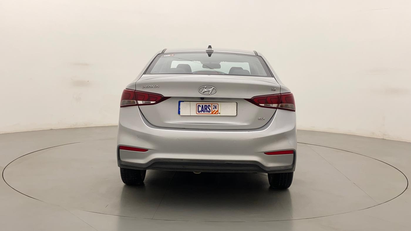 2018 Hyundai Verna 1.6 VTVT SX O, Petrol, Manual, 26,522 km, Back/Rear