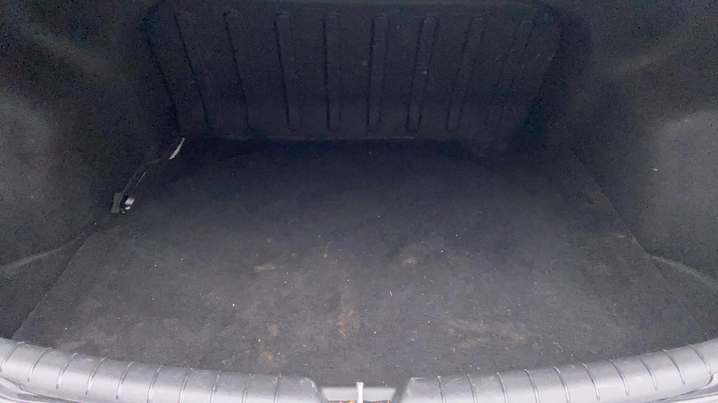 2018 Hyundai Verna 1.6 VTVT SX O, Petrol, Manual, 26,522 km, Boot Inside