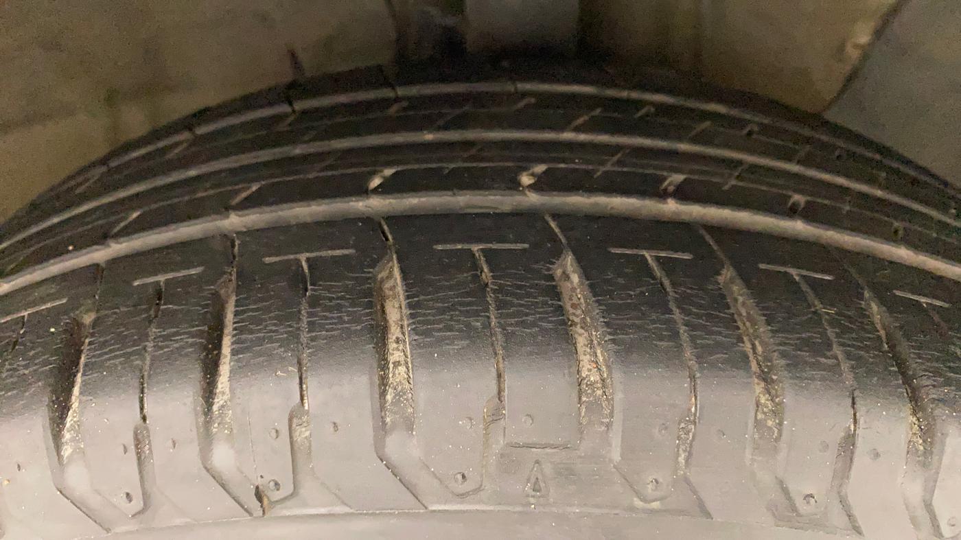 2018 Hyundai Verna 1.6 VTVT SX O, Petrol, Manual, 26,522 km, Right Front Tyre Tread