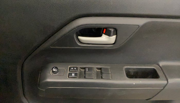 2022 Maruti New Wagon-R VXI 1.0, Petrol, Manual, 26,939 km, Driver Side Door Panels Control