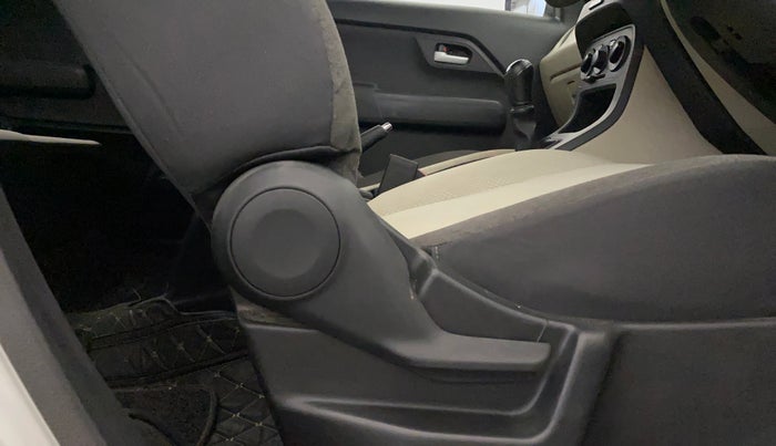 2022 Maruti New Wagon-R VXI 1.0, Petrol, Manual, 26,939 km, Driver Side Adjustment Panel