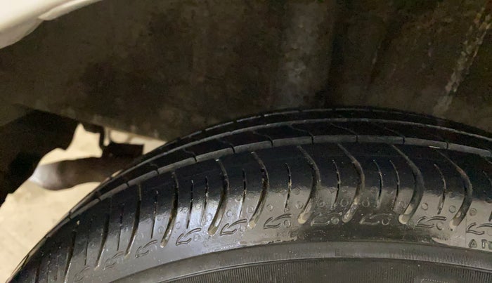 2022 Maruti New Wagon-R VXI 1.0, Petrol, Manual, 26,939 km, Right Rear Tyre Tread