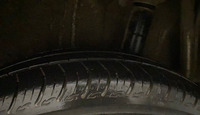 2022 Maruti New Wagon-R VXI 1.0, Petrol, Manual, 26,939 km, Left Rear Tyre Tread