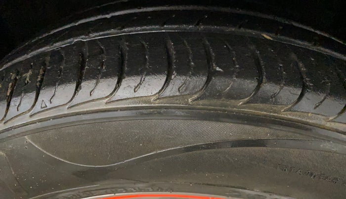2020 KIA SELTOS HTK PLUS 1.5, Petrol, Manual, 38,980 km, Right Front Tyre Tread