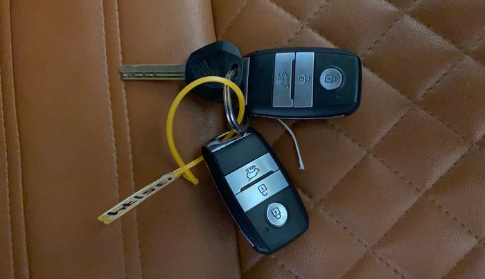 2020 KIA SELTOS HTK PLUS 1.5, Petrol, Manual, 38,980 km, Key Close Up