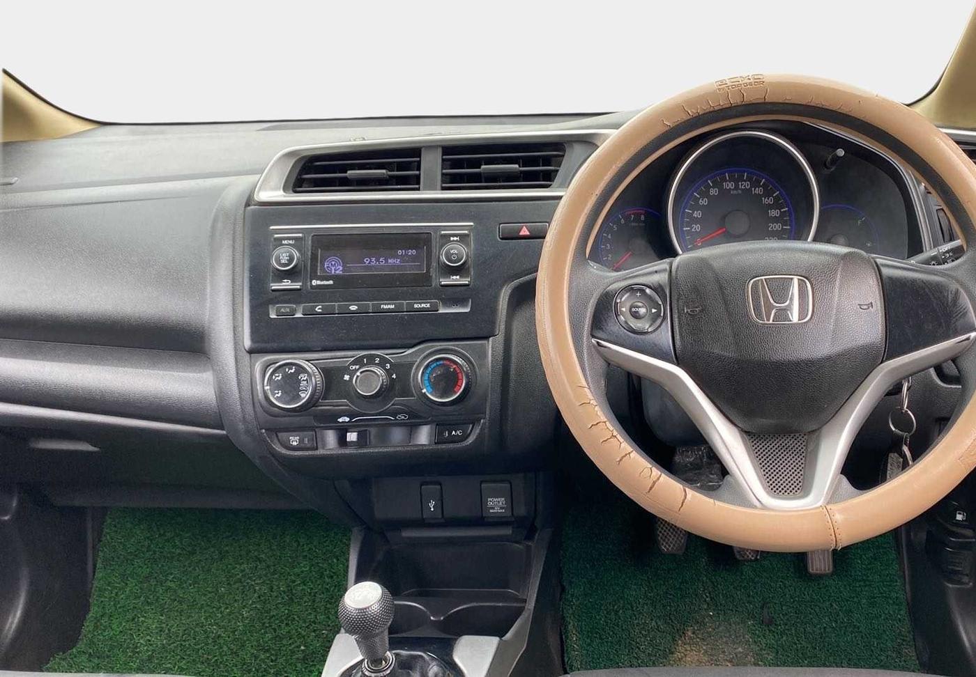 2016 Honda Jazz 1.2L I-VTEC S, Petrol, Manual, 93,980 km, Air Conditioner