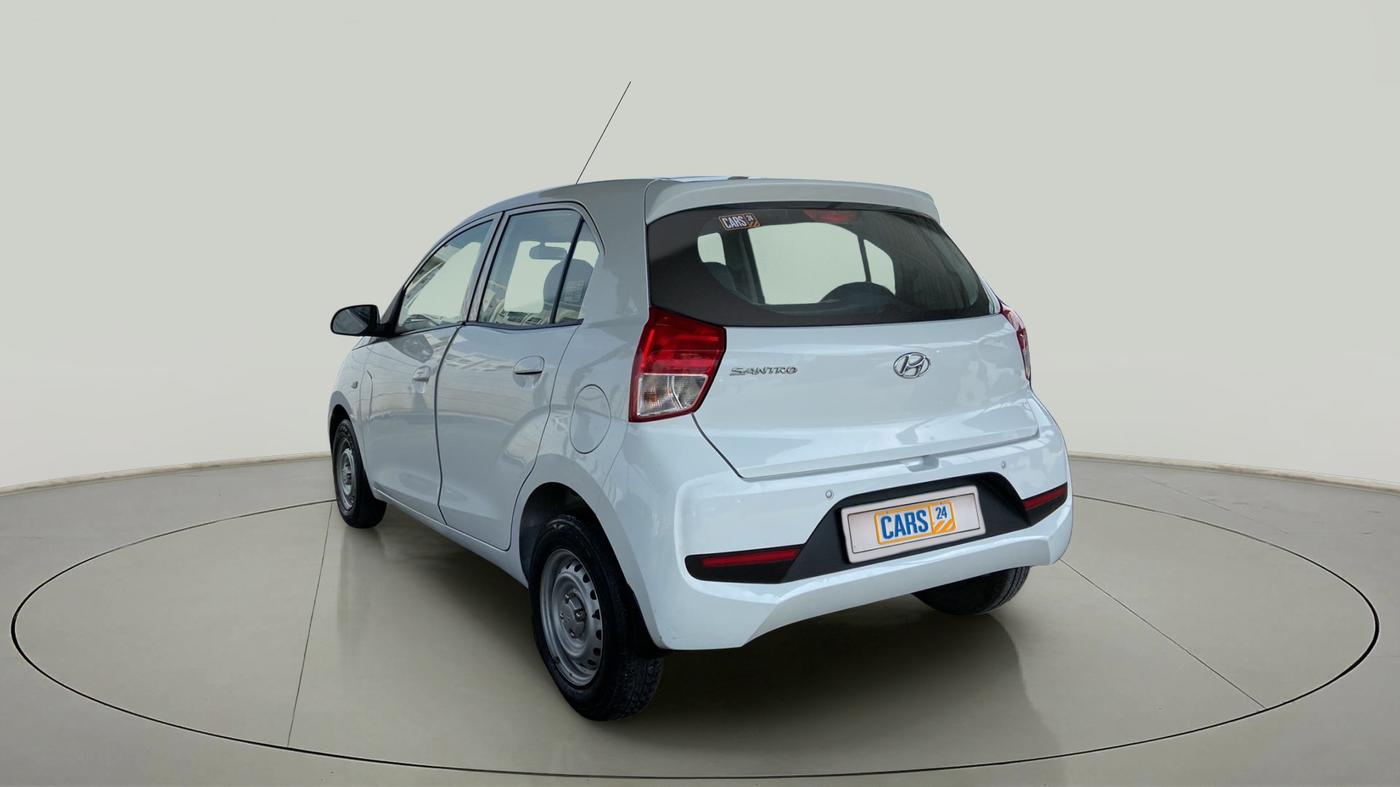 2022 Hyundai NEW SANTRO MAGNA, Petrol, Manual, 31,744 km, Left Back Diagonal