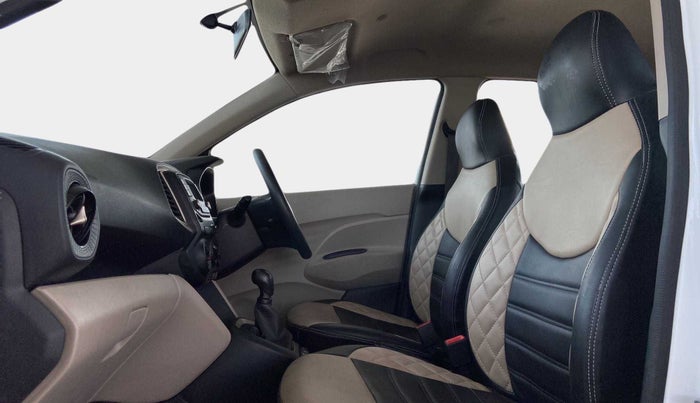 2022 Hyundai NEW SANTRO MAGNA, Petrol, Manual, 31,744 km, Right Side Front Door Cabin