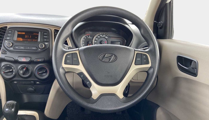 2022 Hyundai NEW SANTRO MAGNA, Petrol, Manual, 31,744 km, Steering Wheel Close Up