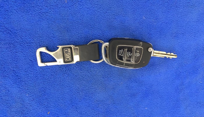 2016 Hyundai Elite i20 SPORTZ 1.2, Petrol, Manual, 46,430 km, Key Close Up