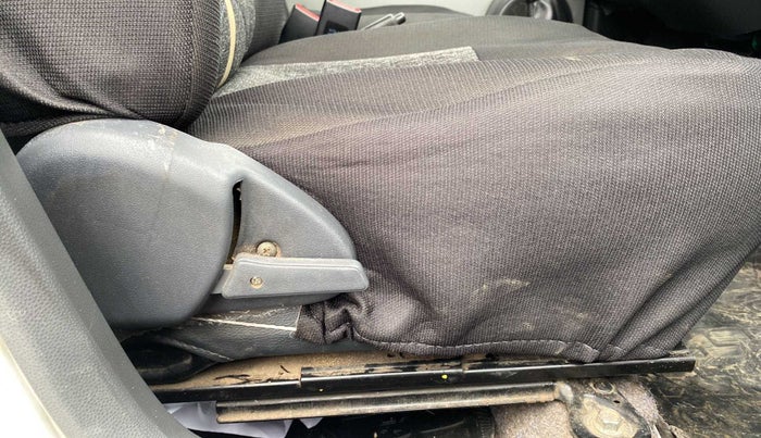 2017 Maruti Alto 800 VXI O, Petrol, Manual, 71,150 km, Driver Side Adjustment Panel