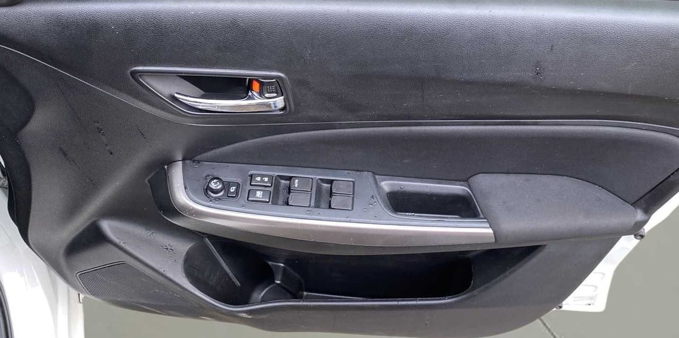 2022 Maruti Swift ZXI PLUS DUAL TONE, Petrol, Manual, 11,716 km, Driver Side Door Panels Control
