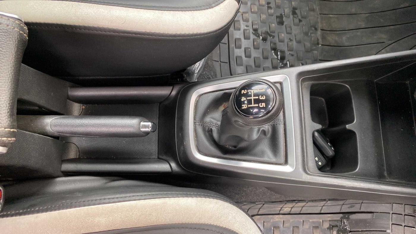 2022 Maruti Swift ZXI PLUS DUAL TONE, Petrol, Manual, 11,716 km, Gear Lever