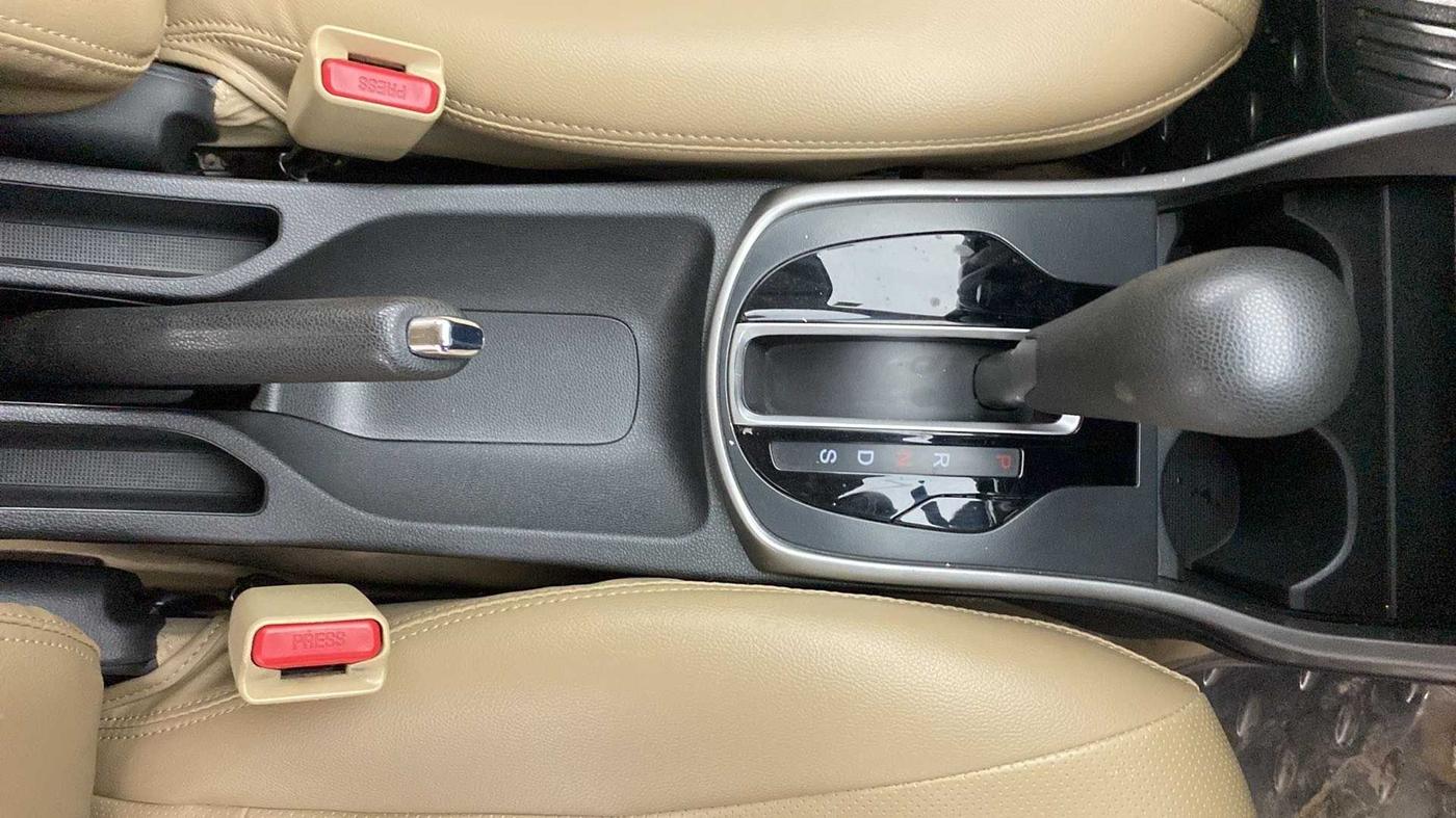 2019 Honda City 1.5L I-VTE V CVT, Petrol, Automatic, 52,274 km, Gear Lever