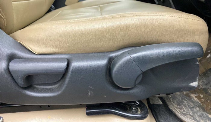 2019 Honda City 1.5L I-VTE V CVT, Petrol, Automatic, 52,274 km, Driver Side Adjustment Panel