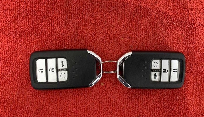 2021 Honda City 1.5L I-VTE V CVT, Petrol, Automatic, 14,770 km, Key Close Up