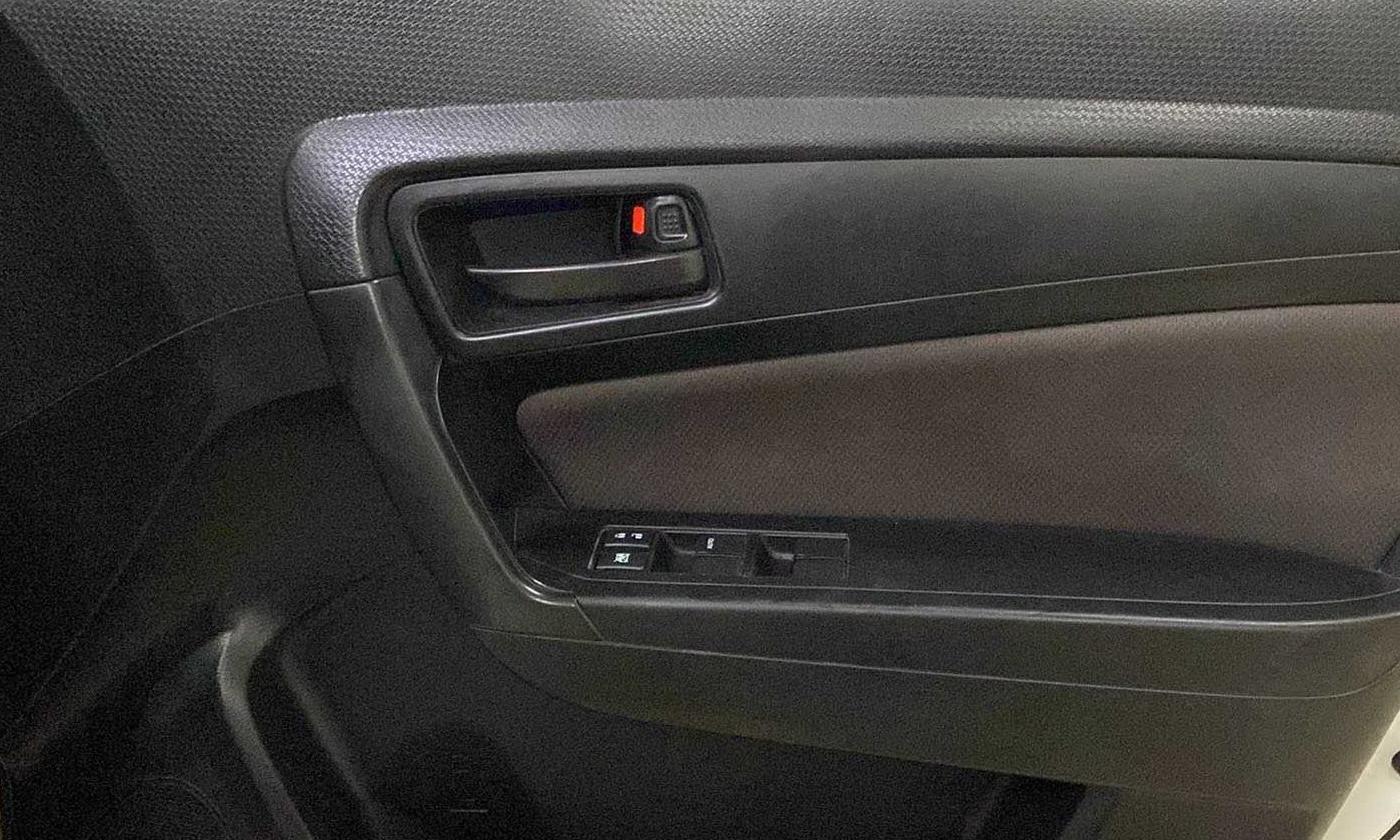 2021 Toyota URBAN CRUISER MID GRADE MT, Petrol, Manual, 39,069 km, Driver Side Door Panels Control