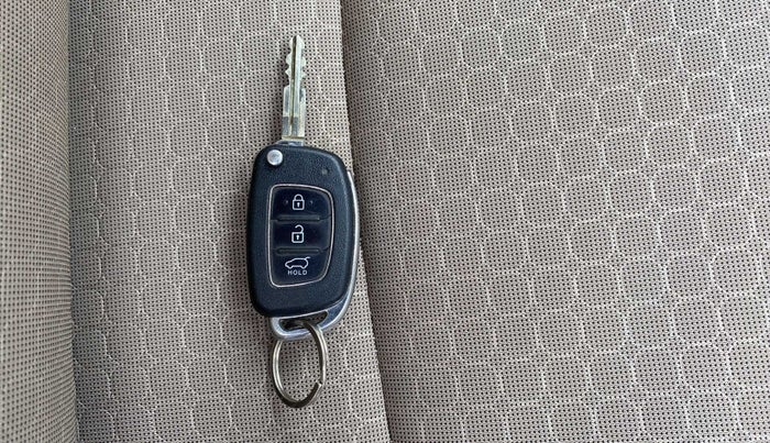 2015 Hyundai Elite i20 SPORTZ 1.2, Petrol, Manual, 78,581 km, Key Close Up