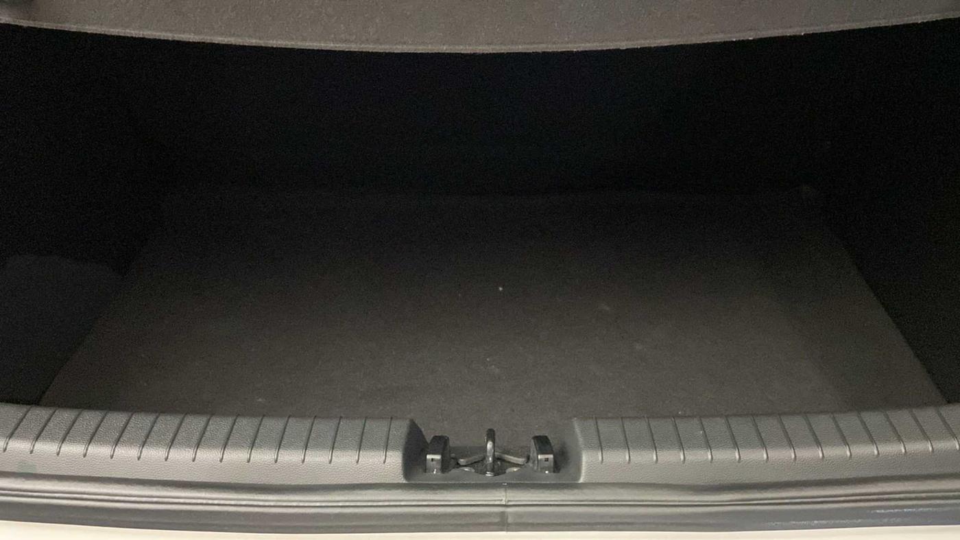 2018 Hyundai Elite i20 SPORTZ 1.2, Petrol, Manual, 17,385 km, Boot Inside