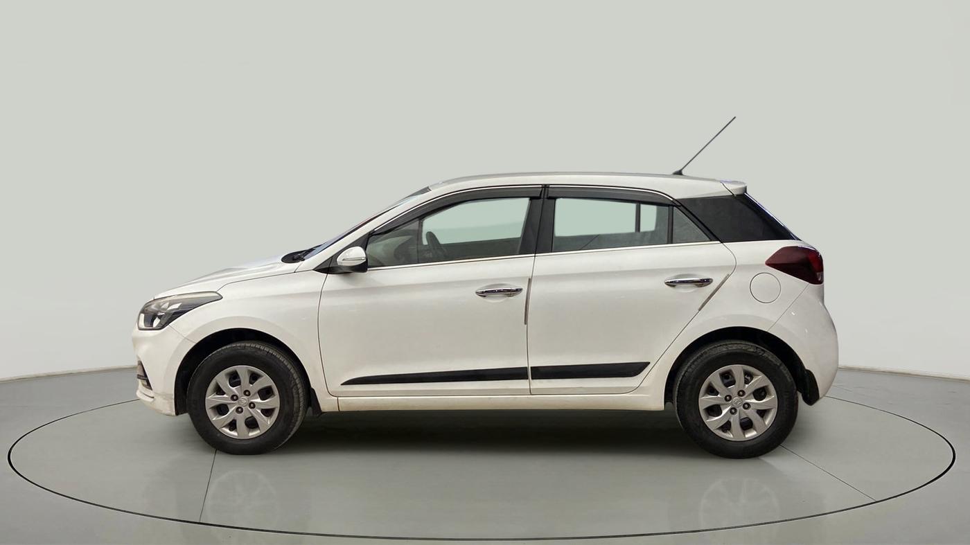 2018 Hyundai Elite i20 SPORTZ 1.2, Petrol, Manual, 17,385 km, Left Side