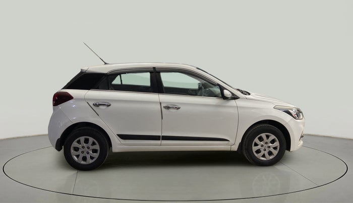 2018 Hyundai Elite i20 SPORTZ 1.2, Petrol, Manual, 17,385 km, Right Side View