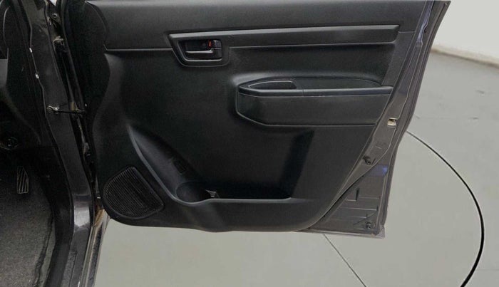 2020 Maruti S PRESSO VXI CNG, CNG, Manual, 43,486 km, Driver Side Door Panels Control