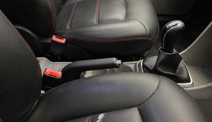 2017 Tata Tiago XZ PETROL, Petrol, Manual, 89,089 km, Gear Lever