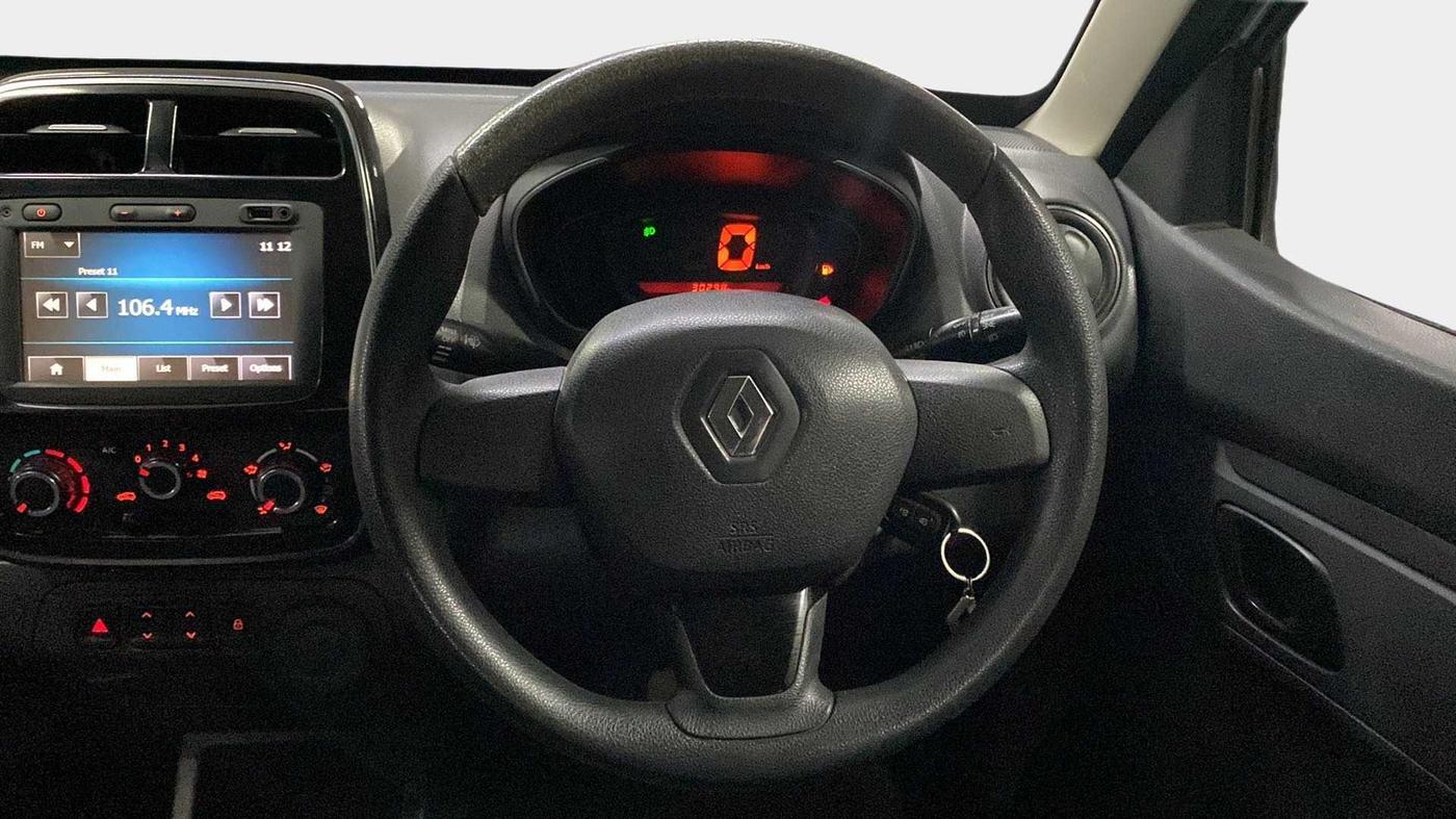 2016 Renault Kwid RXT 0.8 (O), Petrol, Manual, 30,279 km, Steering Wheel Close Up