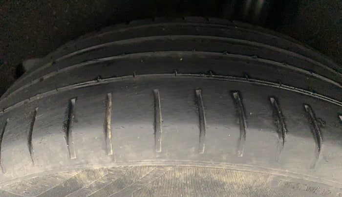 2020 Toyota Glanza G, Petrol, Manual, 77,262 km, Left Rear Tyre Tread