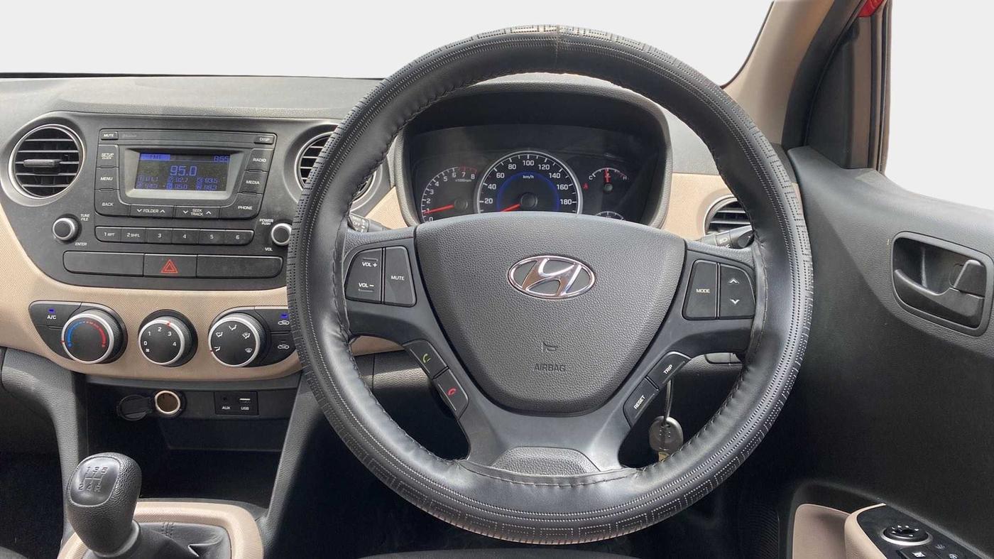 2018 Hyundai Grand i10 MAGNA 1.2 KAPPA VTVT, Petrol, Manual, 26,623 km, Steering Wheel Close Up