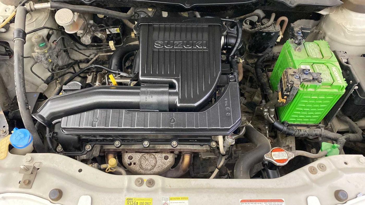 2015 Maruti Swift Dzire LXI (O), Petrol, Manual, 36,067 km, Open Bonet