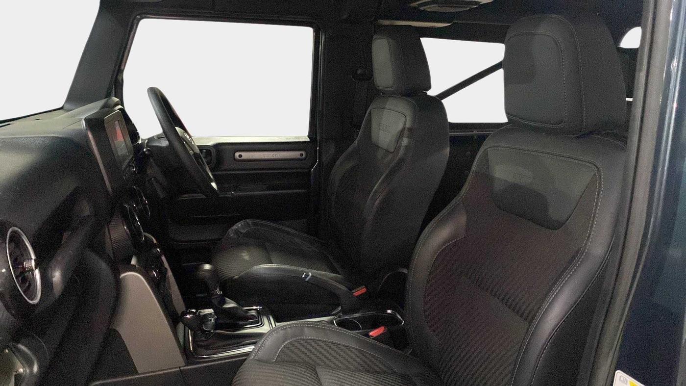 2022 Mahindra Thar LX  P 4WD AT CONVERTIBLE, Petrol, Automatic, 11,951 km, Right Side Front Door Cabin
