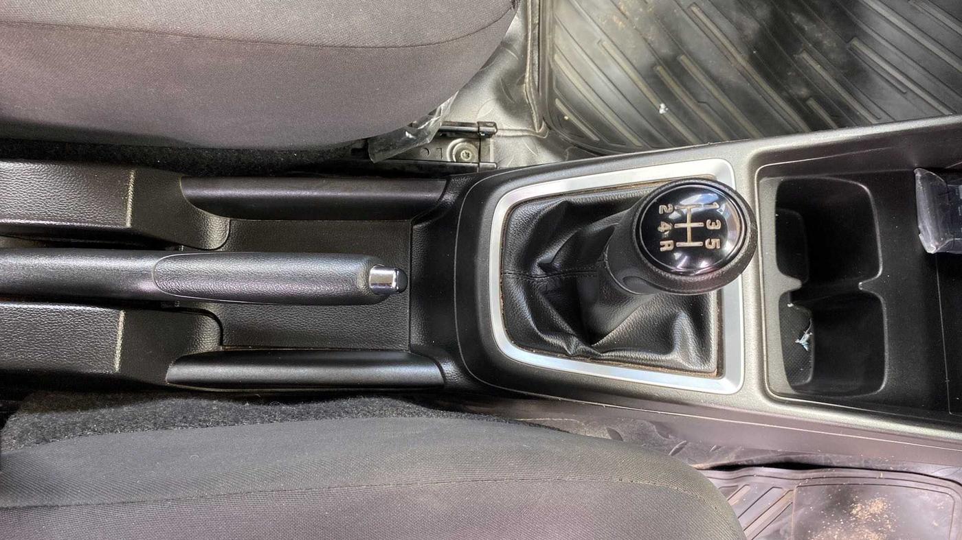 2023 Maruti Swift VXI, Petrol, Manual, 20,501 km, Gear Lever