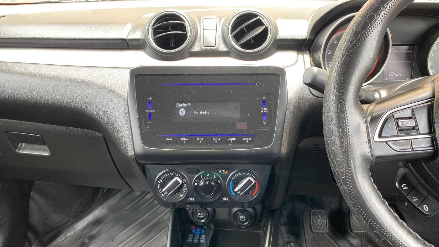 2023 Maruti Swift VXI, Petrol, Manual, 20,501 km, Air Conditioner