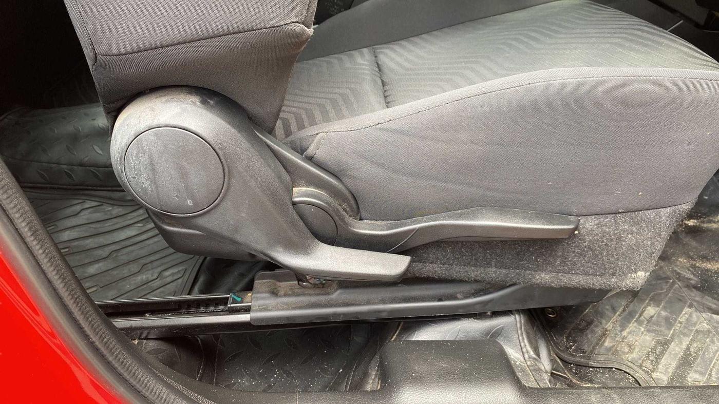 2023 Maruti Swift VXI, Petrol, Manual, 20,501 km, Driver Side Adjustment Panel