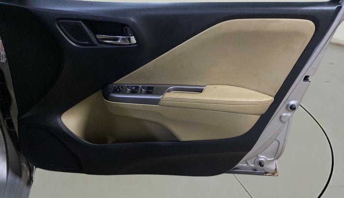 2014 Honda City 1.5L I-VTEC VX, Petrol, Manual, 34,473 km, Driver Side Door Panels Control