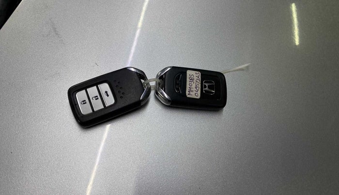 2014 Honda City 1.5L I-VTEC VX, Petrol, Manual, 34,473 km, Key Close Up